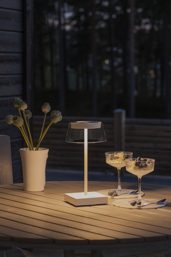 Ladattava LED-valaisin Scilla, valkoinen himmennystoiminnolla - TILAUSTUOTE