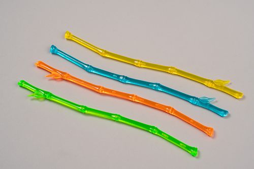 Drinkki-/sekoitustikku Bambu 20.5 cm värilaj. 100 kpl